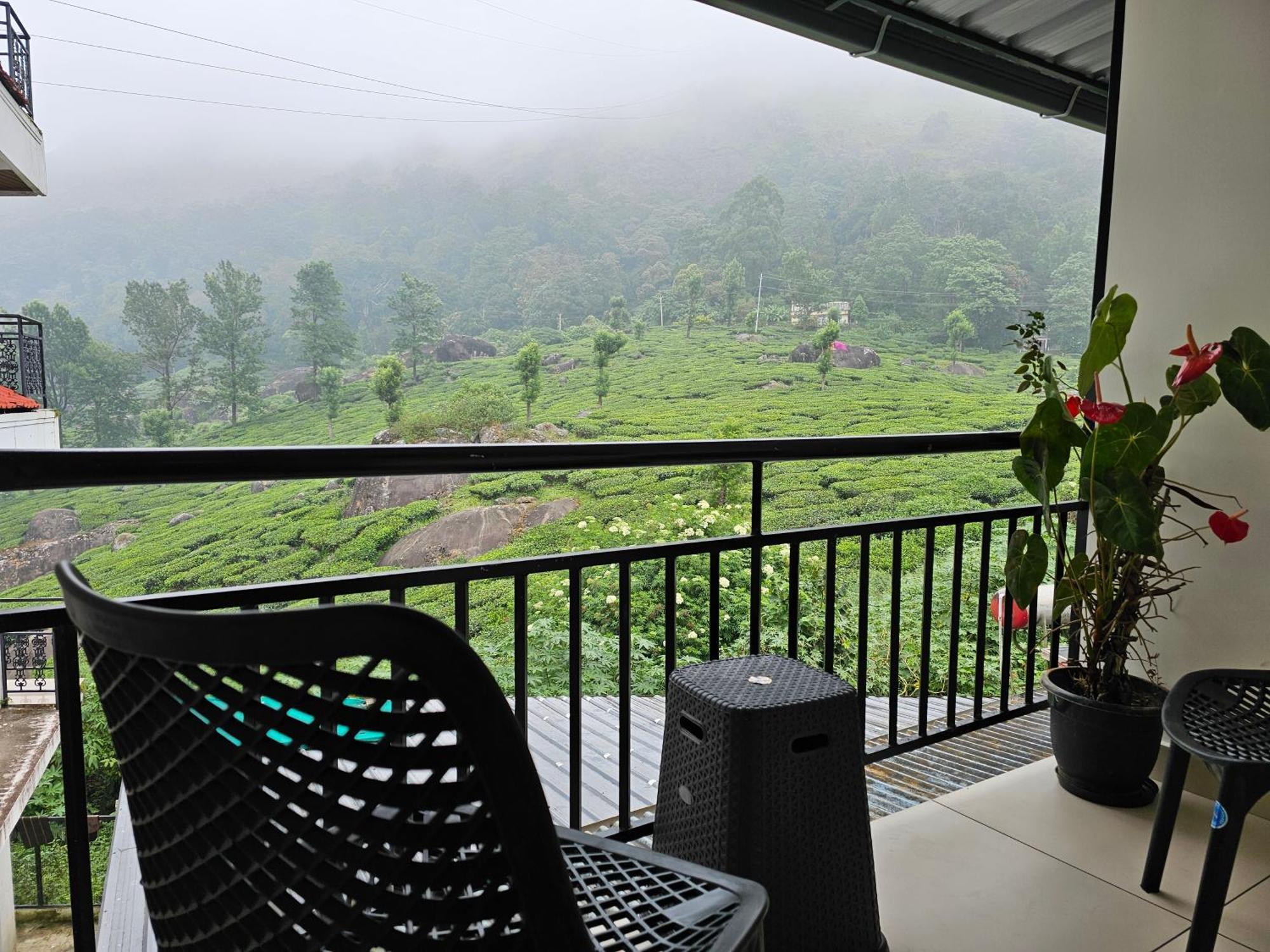Tea Dale - All Rooms With Tea Estate View Munnar Exteriör bild